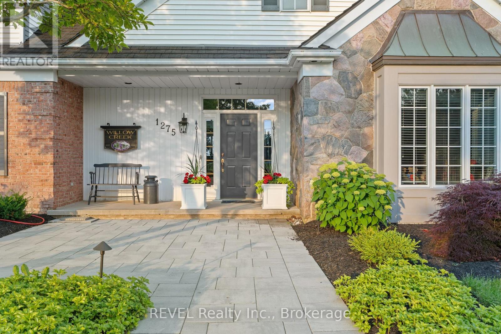 1275 Four Mile Creek Road, Niagara-On-The-Lake, Ontario  L0S 1J0 - Photo 2 - X12798344