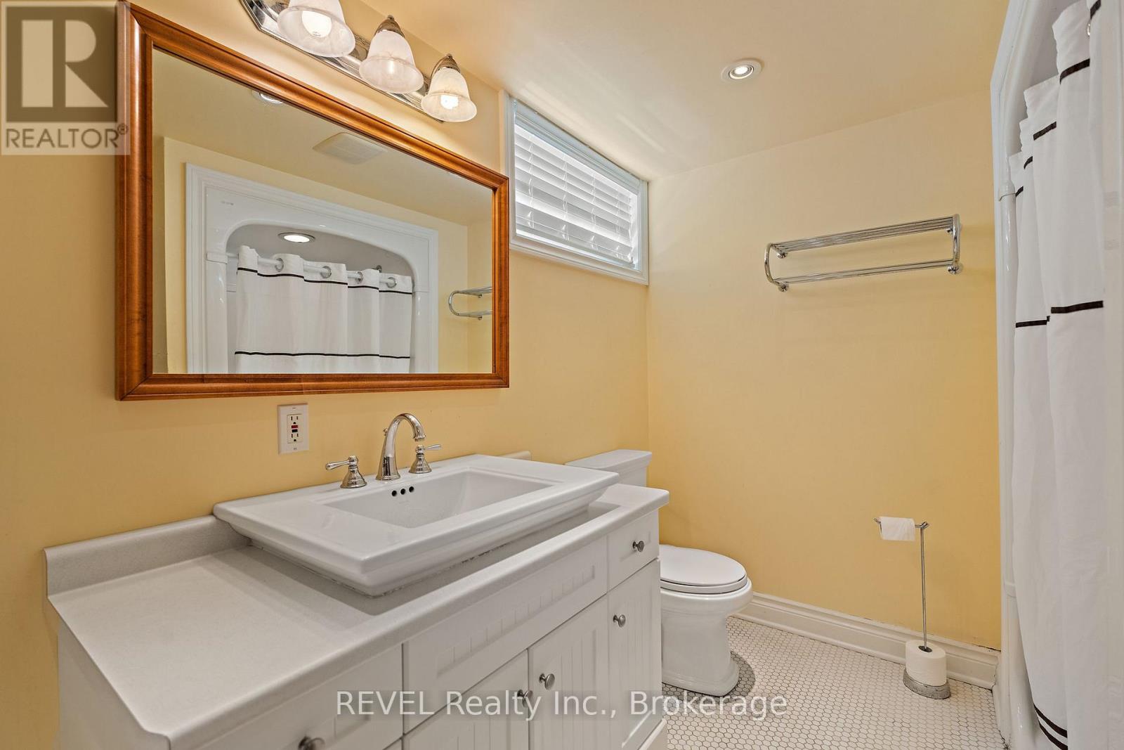 1275 Four Mile Creek Road, Niagara-On-The-Lake, Ontario  L0S 1J0 - Photo 41 - X12798344