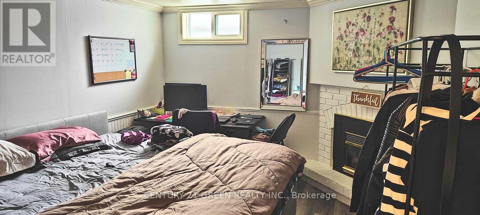 591 Dogwood Lane, Waterloo, Ontario  N2L 4Y1 - Photo 26 - X12795602