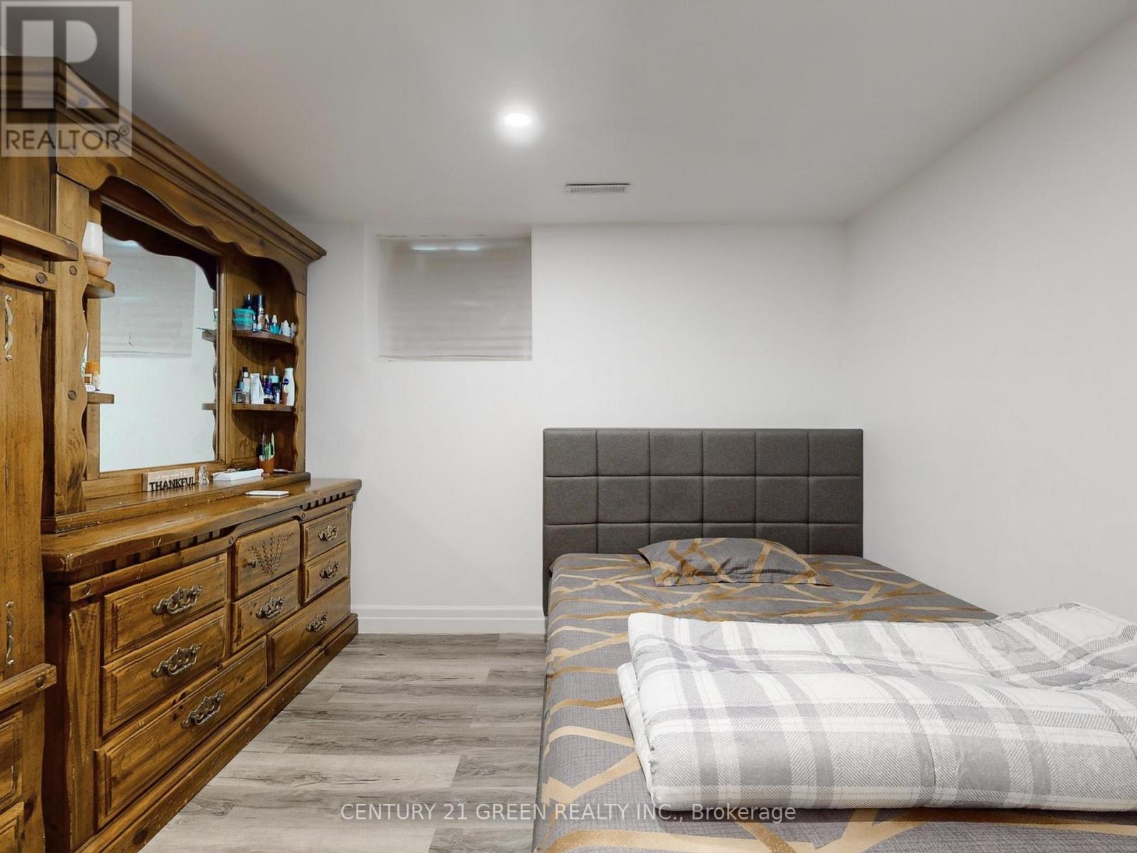 591 Dogwood Lane, Waterloo, Ontario  N2L 4Y1 - Photo 28 - X12795602