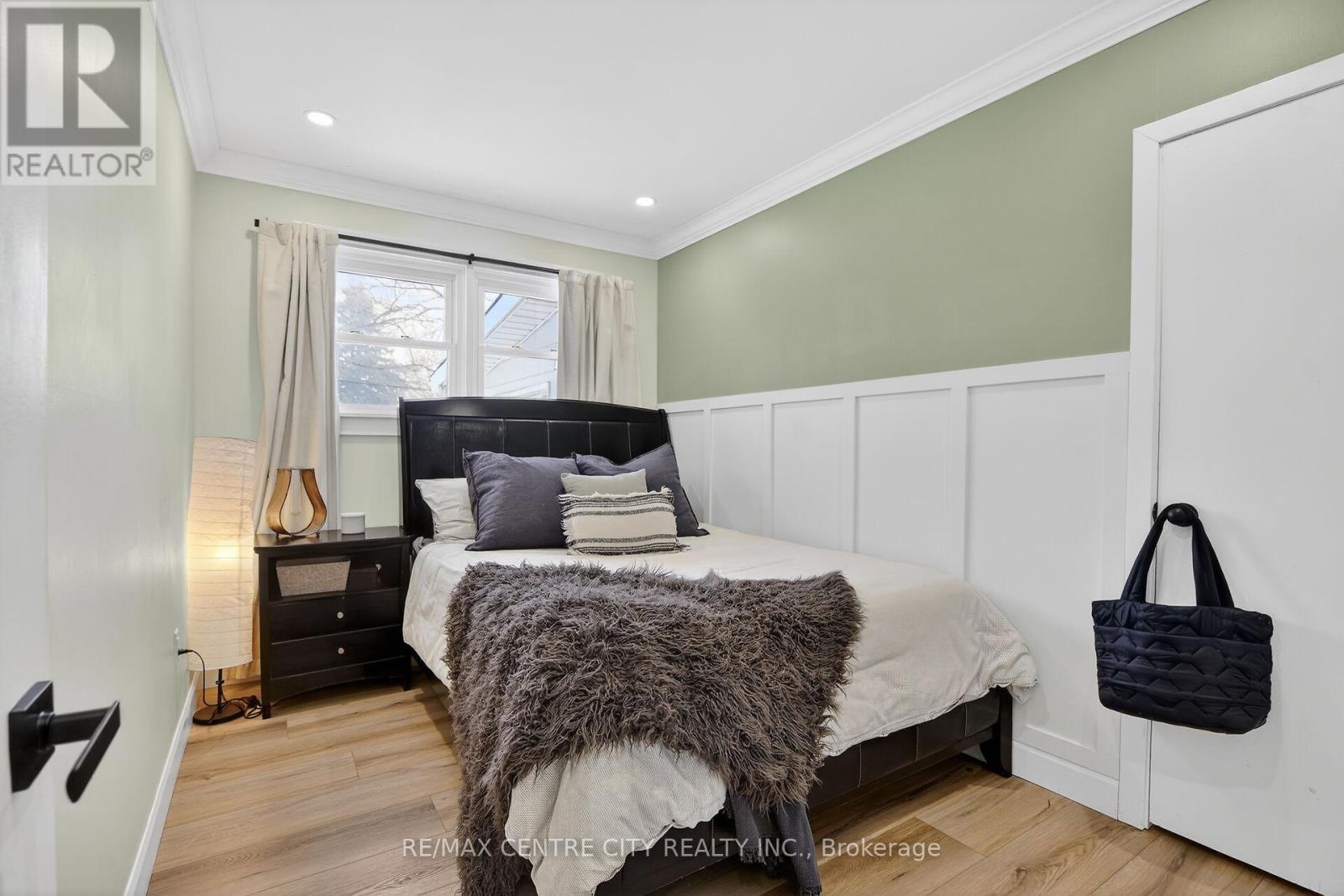 196 Byron Street, Zorra (Thamesford), Ontario  N0M 2M0 - Photo 24 - X12797646