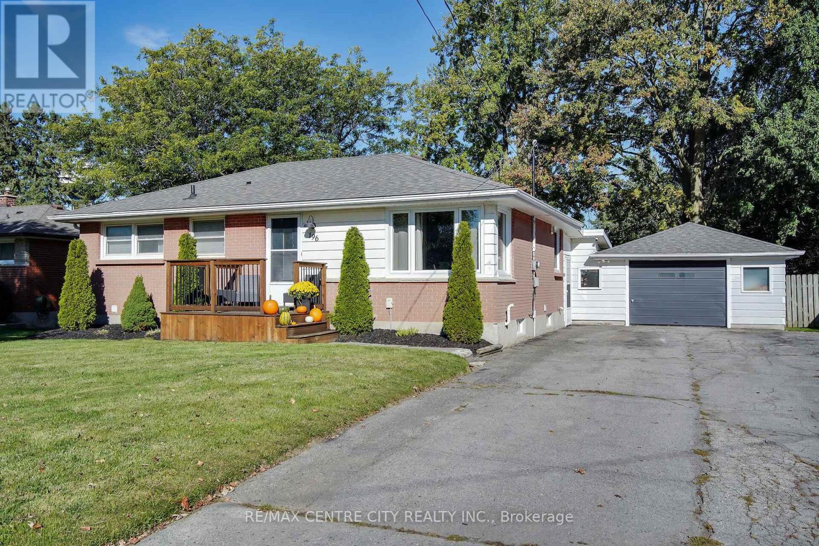 196 Byron Street, Zorra (Thamesford), Ontario  N0M 2M0 - Photo 6 - X12797646