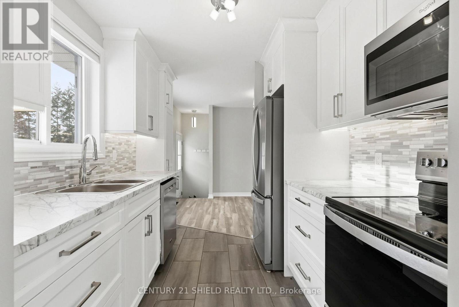 50 Wellington Street E, Cornwall, Ontario  K6H 6E5 - Photo 10 - X12712902