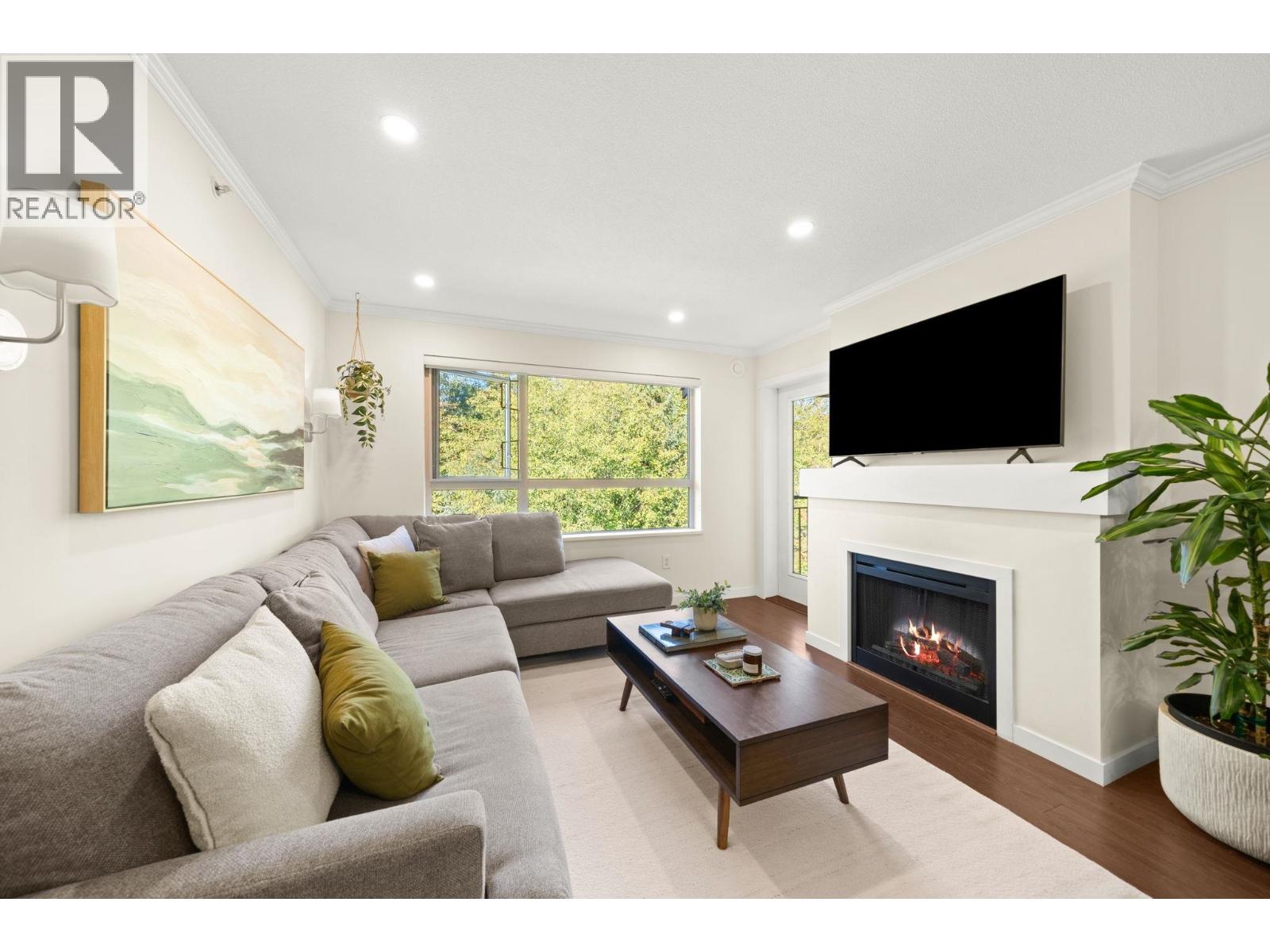 419 700 Klahanie Drive, Port Moody, British Columbia  V3H 5L3 - Photo 1 - R3058058