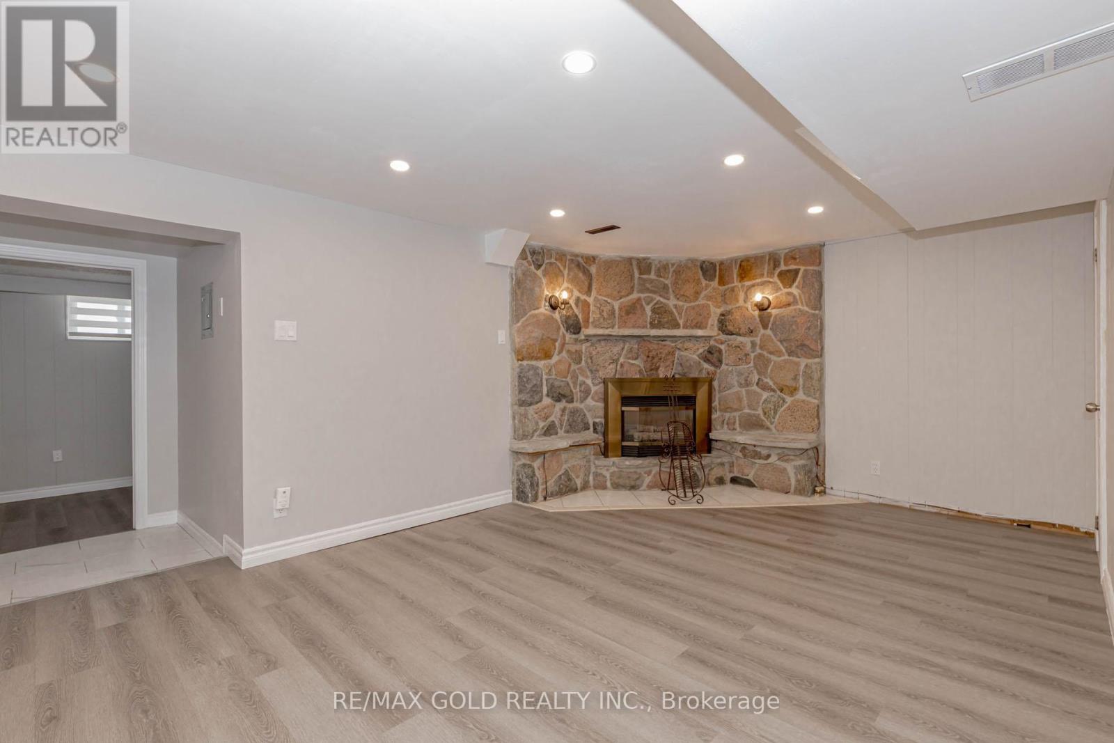 95 Fontainbleau Drive, Toronto, Ontario  M2M 1P1 - Photo 35 - C12798378