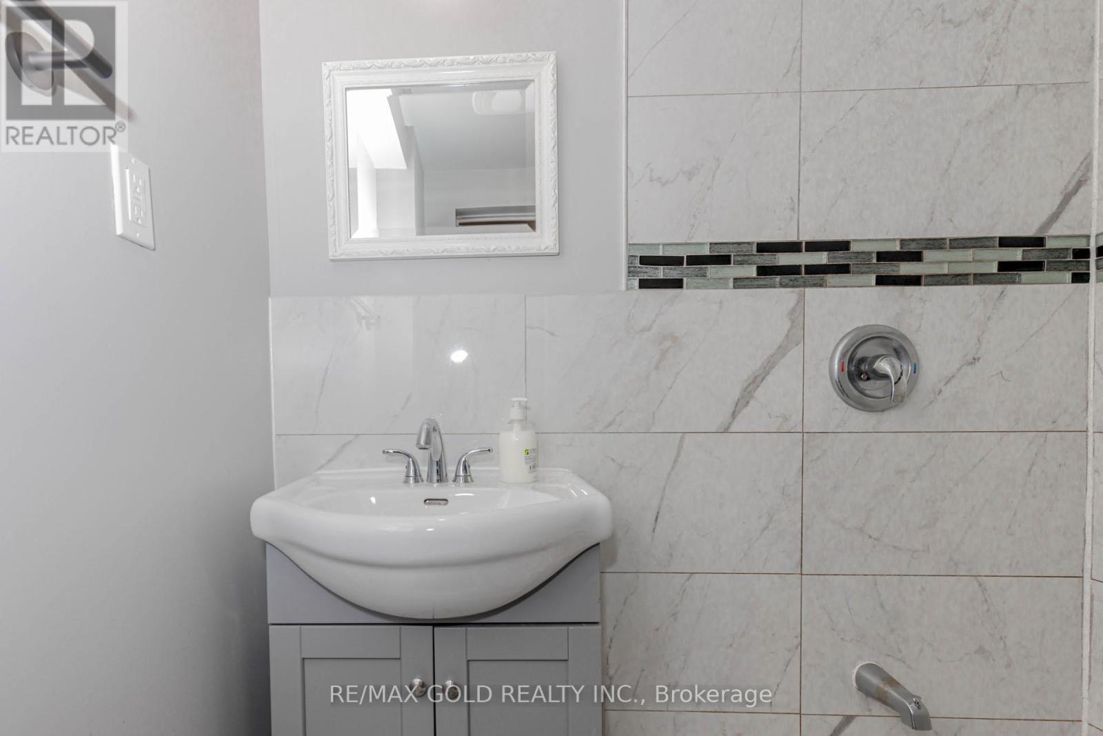 95 Fontainbleau Drive, Toronto, Ontario  M2M 1P1 - Photo 40 - C12798378