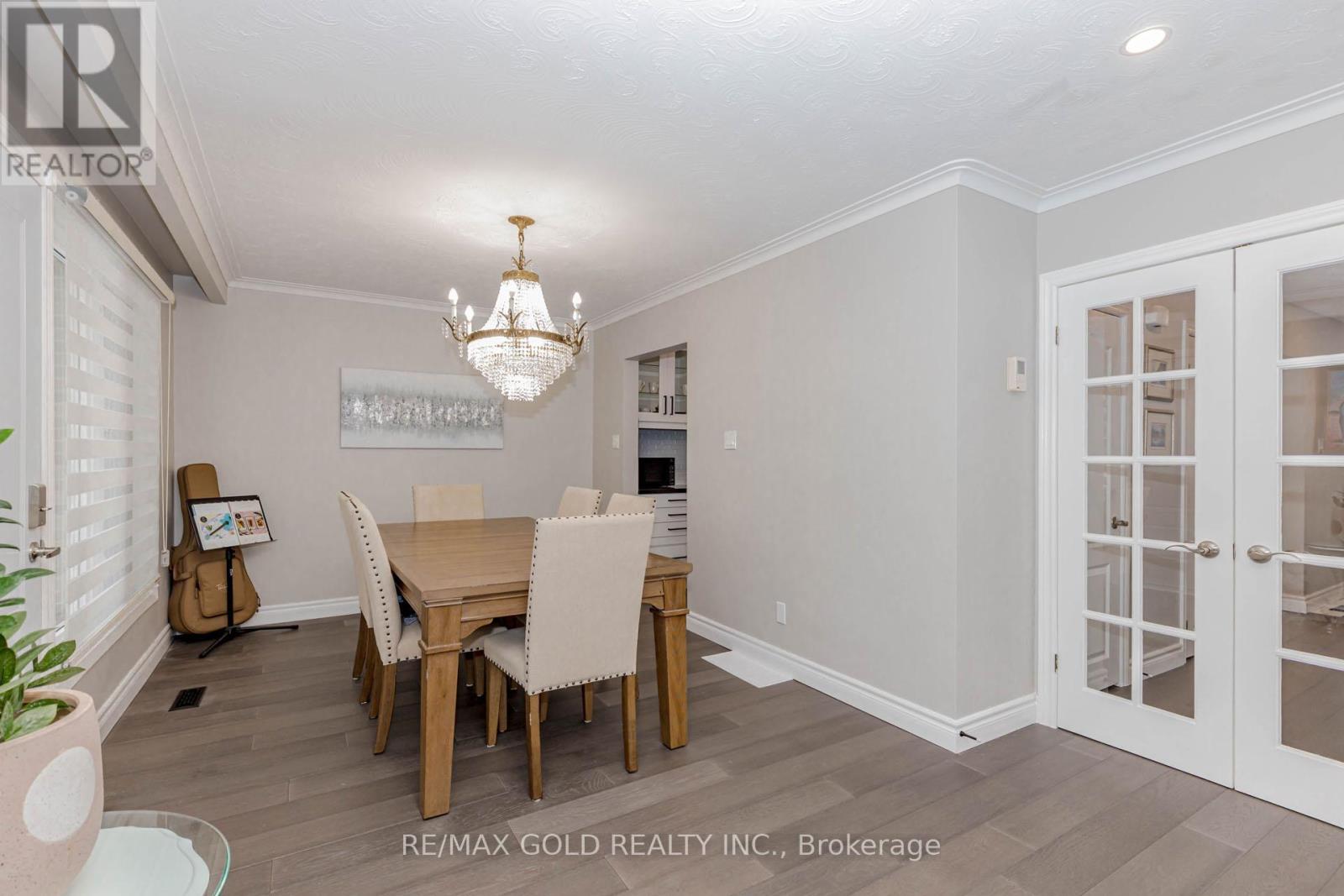 95 Fontainbleau Drive, Toronto, Ontario  M2M 1P1 - Photo 9 - C12798378