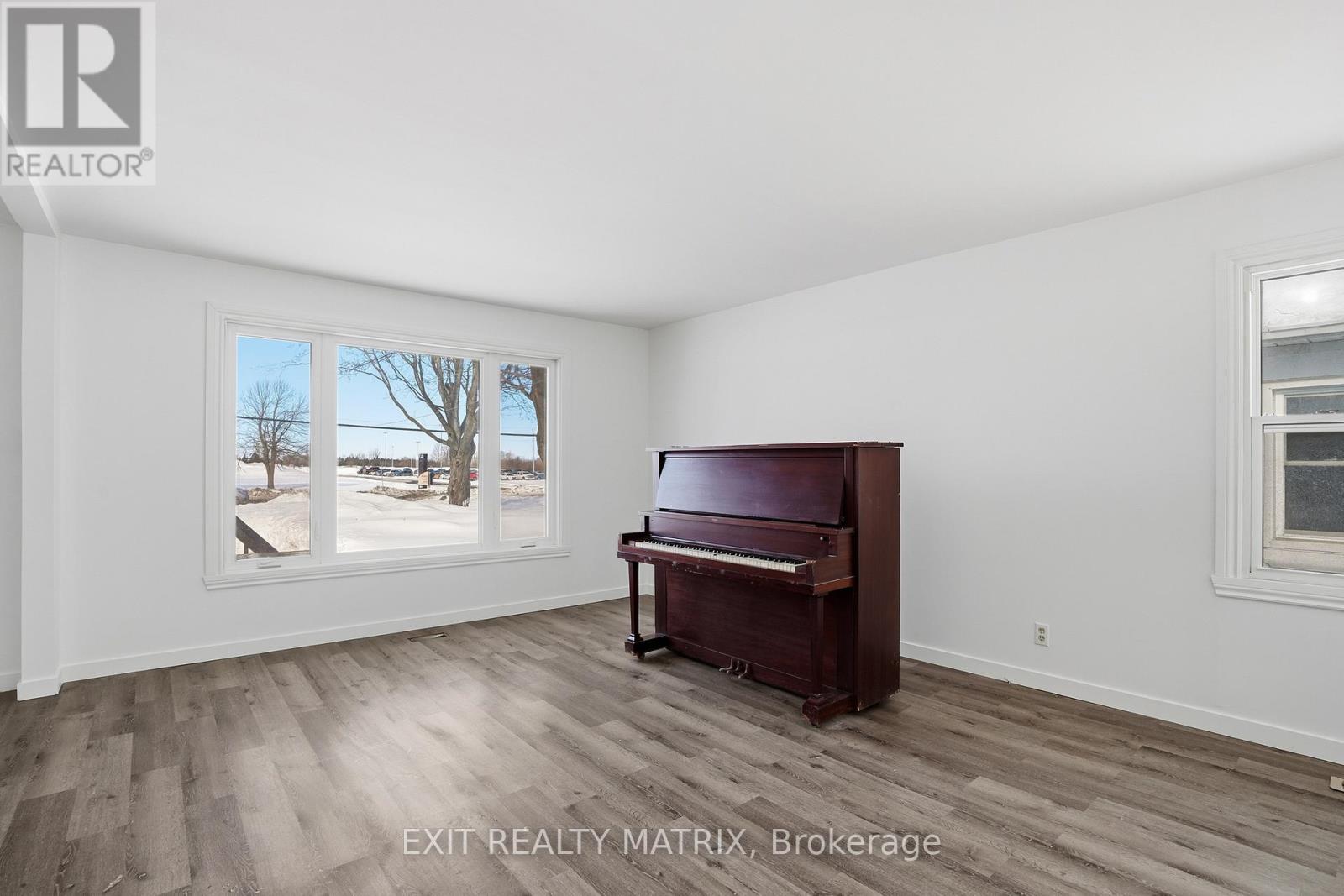 5811 Highway 34 Road, Champlain, Ontario  K0B 1R0 - Photo 6 - X12798278