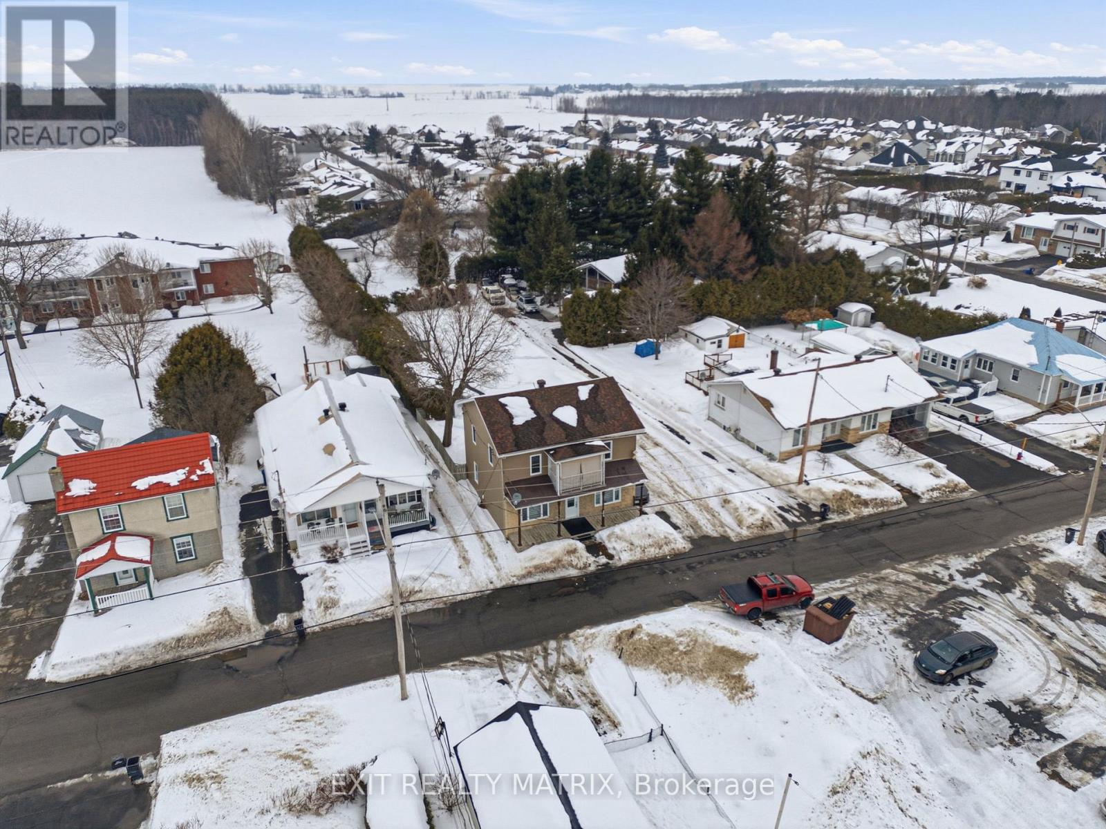 292 St. Joseph Street, Alfred And Plantagenet, Ontario  K0B 1A0 - Photo 34 - X12798350