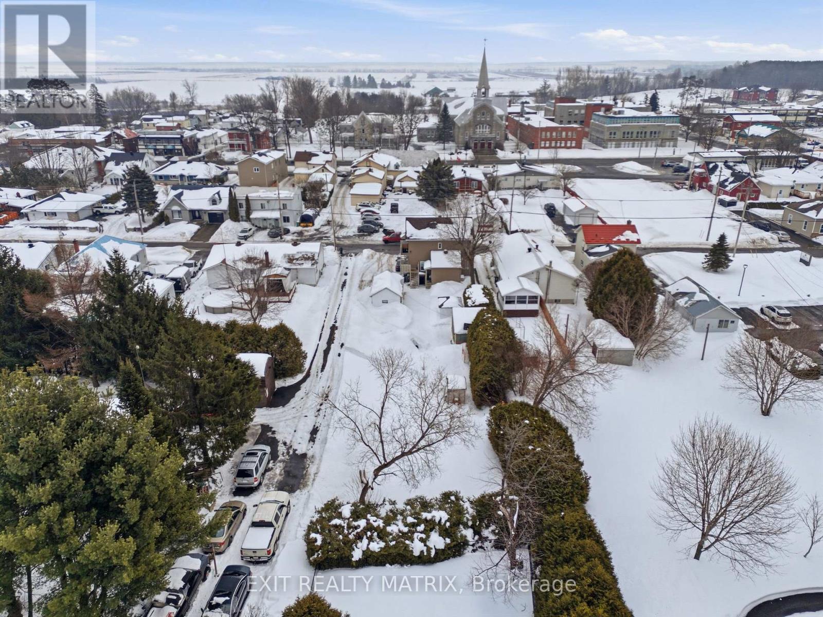 292 St. Joseph Street, Alfred And Plantagenet, Ontario  K0B 1A0 - Photo 39 - X12798350