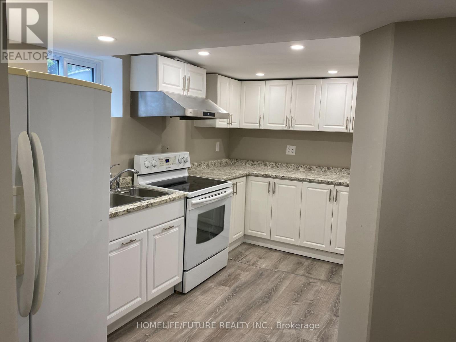 Bsmt - 1239 Somerville Street, Oshawa (Centennial), Ontario  L1G 4L1 - Photo 3 - E12798154