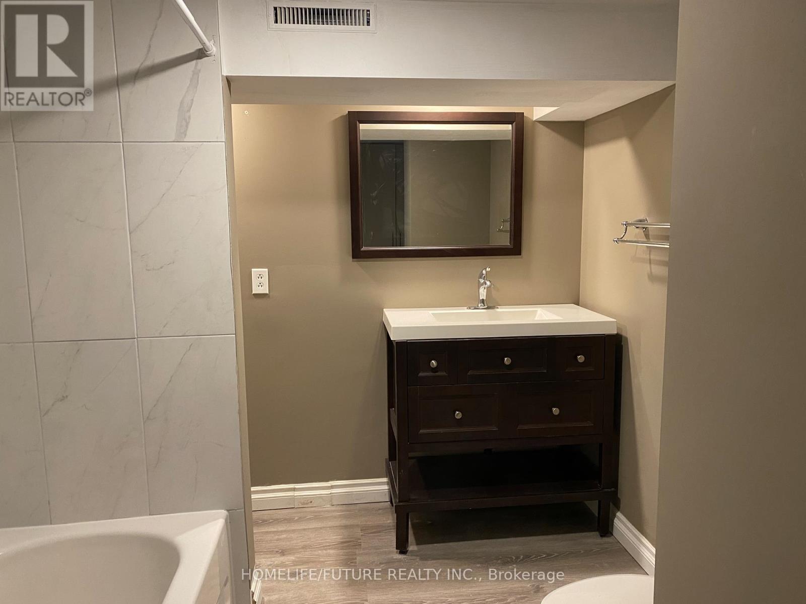 Bsmt - 1239 Somerville Street, Oshawa (Centennial), Ontario  L1G 4L1 - Photo 7 - E12798154