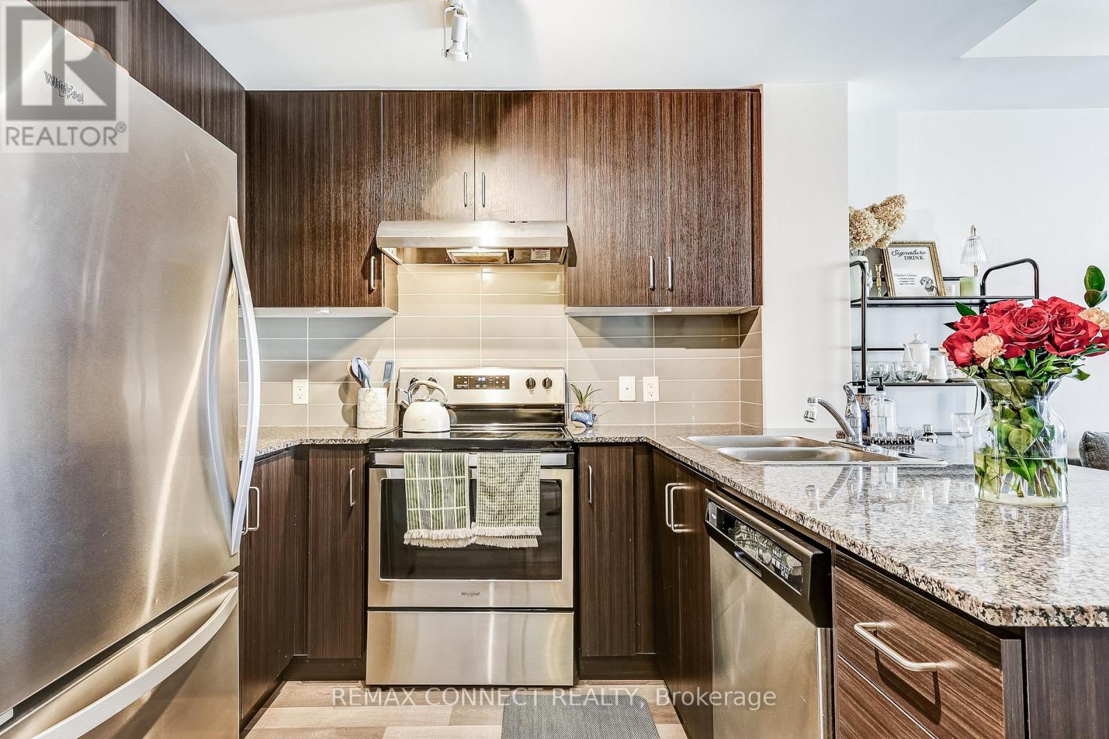 420 - 21 Brookhouse Drive, Clarington, Ontario  L1B 0B4 - Photo 7 - E12798292