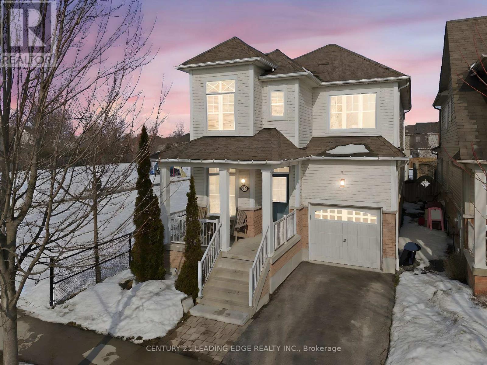 27 Majestic Street, Whitby, Ontario  L1N 0H3 - Photo 2 - E12798316