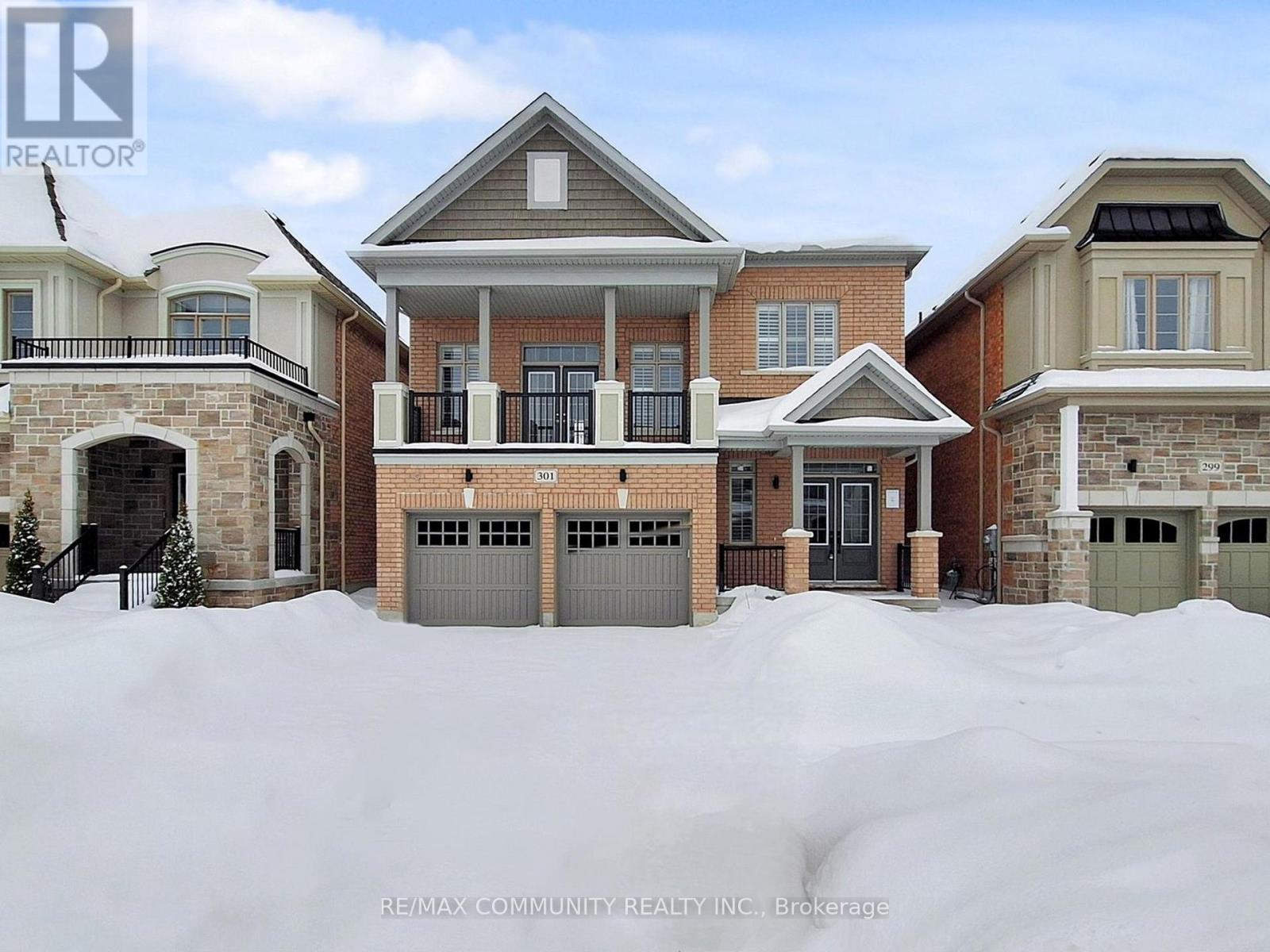 301 Danny Wheeler Boulevard, Georgina, Ontario  L4P 0K1 - Photo 2 - N12798138