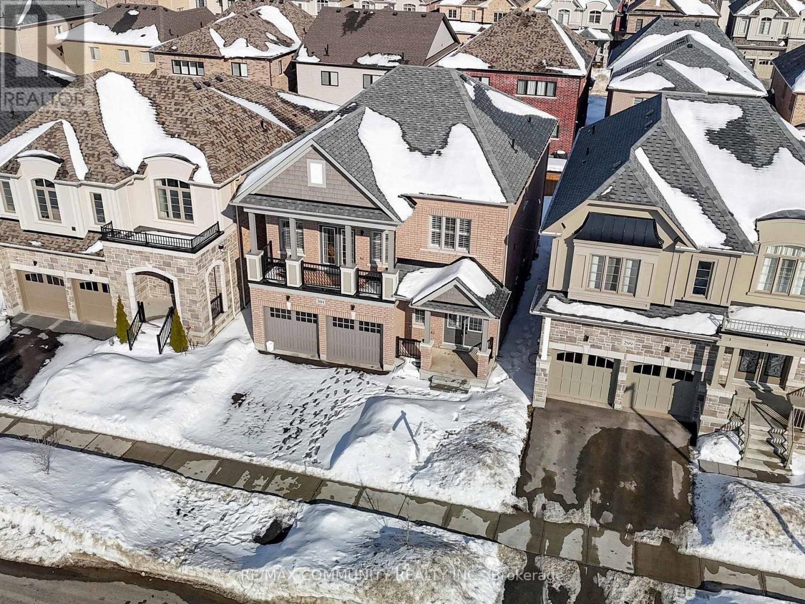 301 Danny Wheeler Boulevard, Georgina, Ontario  L4P 0K1 - Photo 50 - N12798138