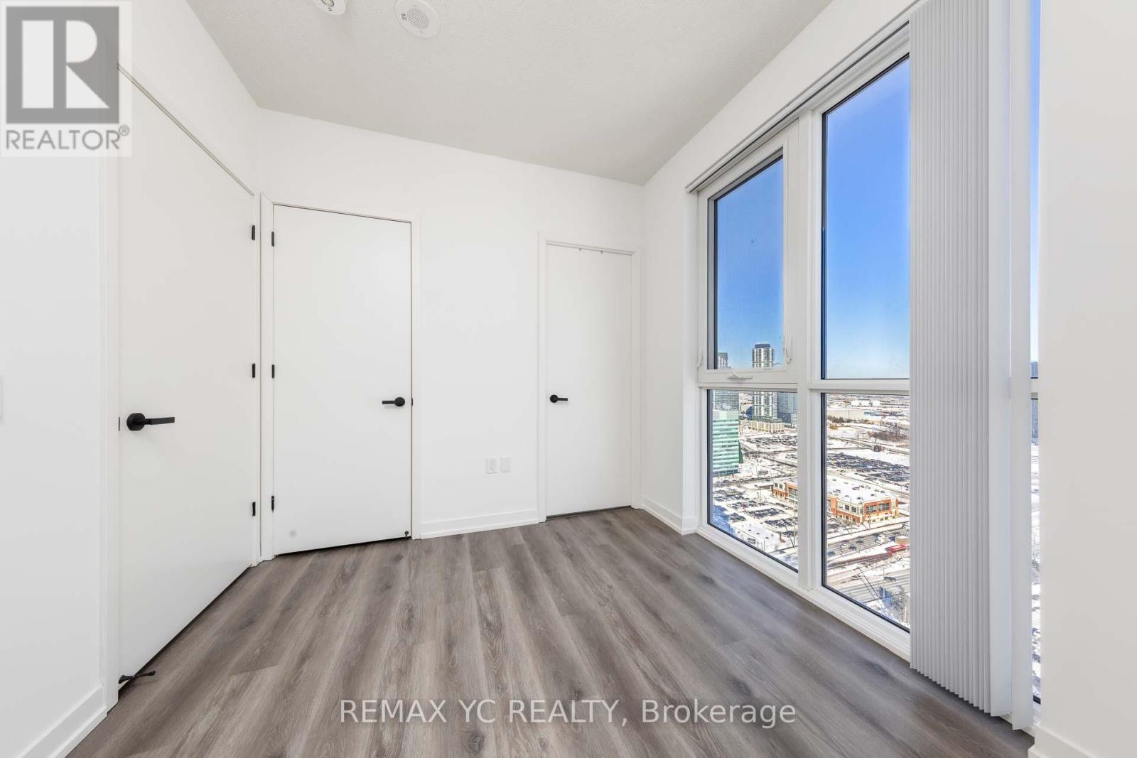 3910 - 28 Interchange Way, Vaughan, Ontario  L4K 5Z7 - Photo 14 - N12798320