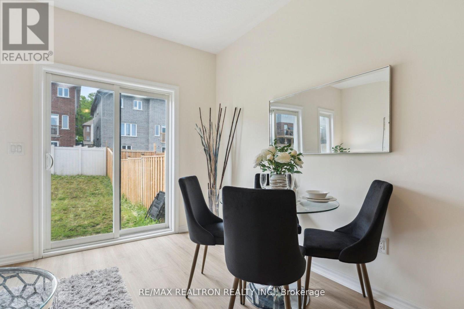 151 Isabella Drive, Orillia, Ontario  L3V 6H2 - Photo 8 - S12798192