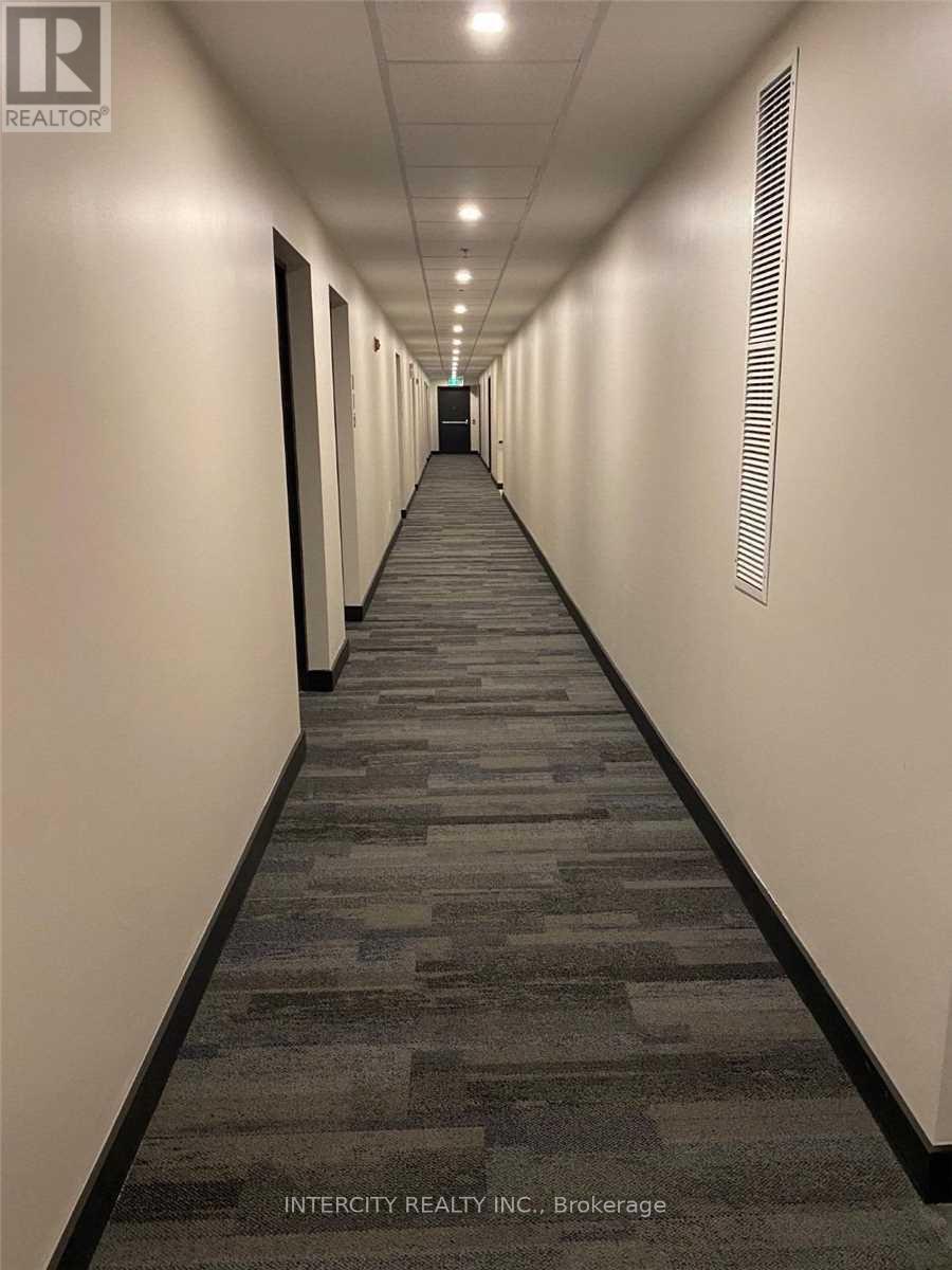 312 - 430 Essa Road, Barrie (Holly), Ontario  L0M 1A0 - Photo 4 - S12798302