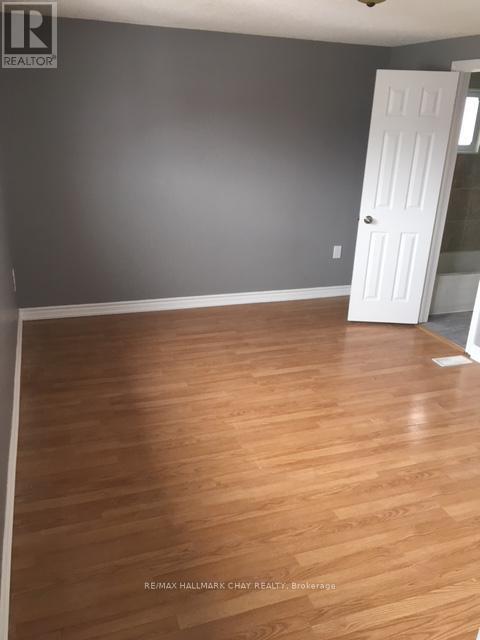 61 Corbett Drive, Barrie (Grove East), Ontario  L4M 5V6 - Photo 6 - S12798364