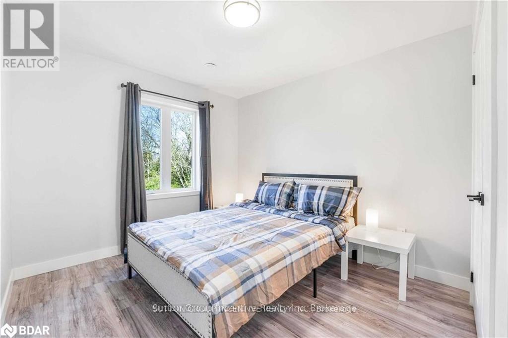 52 Marilyn Avenue S, Wasaga Beach, Ontario  L9Z 2Y1 - Photo 22 - S12032036