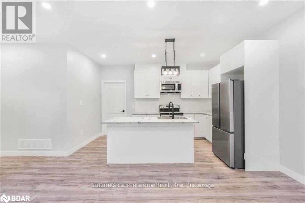 52 Marilyn Avenue S, Wasaga Beach, Ontario  L9Z 2Y1 - Photo 12 - S12032036