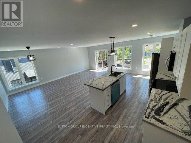 54 Marilyn Avenue S, Wasaga Beach, Ontario  L9Z 2Y1 - Photo 14 - S12032504