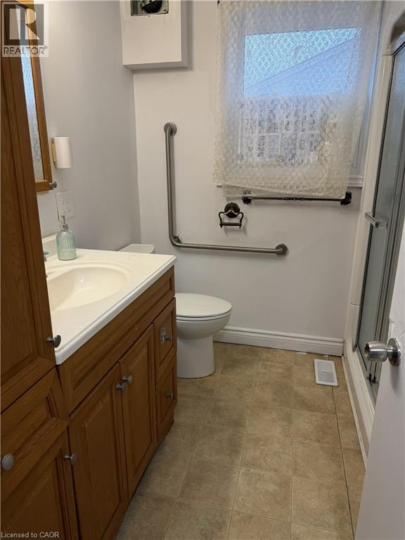 135 Homeside Avenue S Unit# Upper, Stoney Creek, Ontario  L8G 3G9 - Photo 3 - 40805991