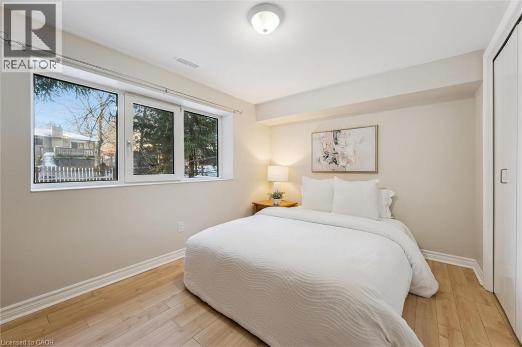 204 Cedarbrae Avenue, Waterloo, Ontario  N2L 4S5 - Photo 26 - 40805661