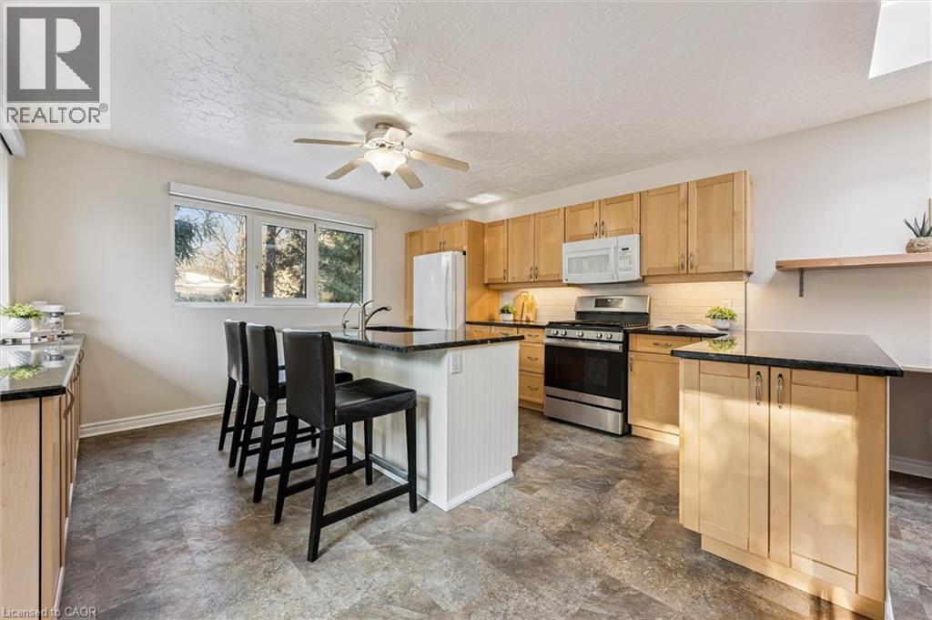 204 Cedarbrae Avenue, Waterloo, Ontario  N2L 4S5 - Photo 7 - 40805661