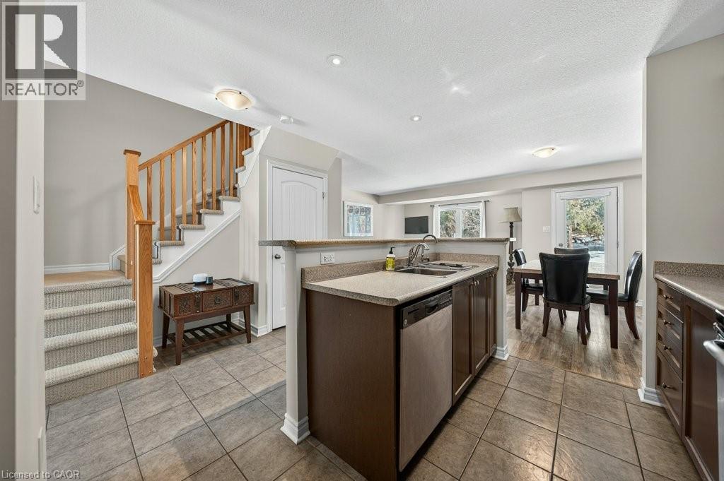 55 Laughland Lane, Guelph, Ontario  N1L 0C9 - Photo 12 - 40805109