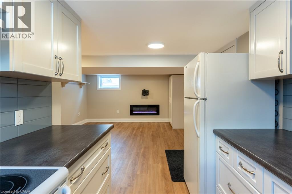 40 Concord Avenue Unit# Basement, Dundas, Ontario  L9H 1R7 - Photo 10 - 40803930