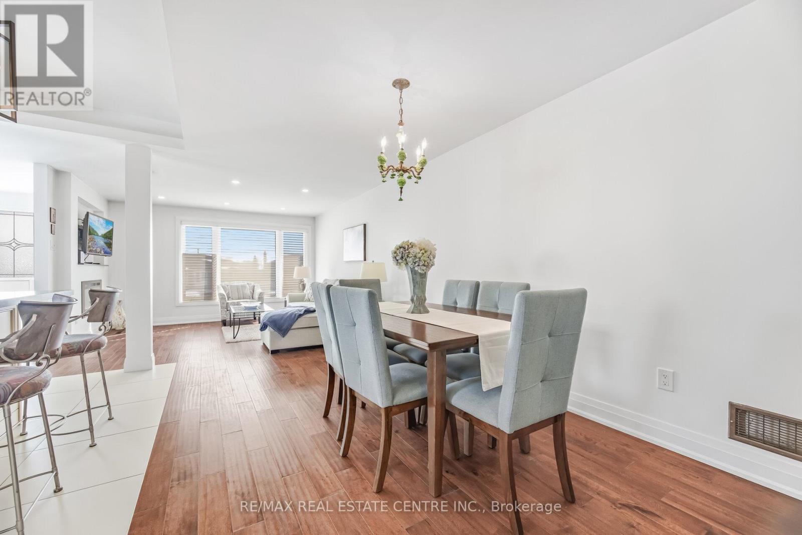 3392 Homark Drive, Mississauga, Ontario  L4Y 2K7 - Photo 14 - W12798174