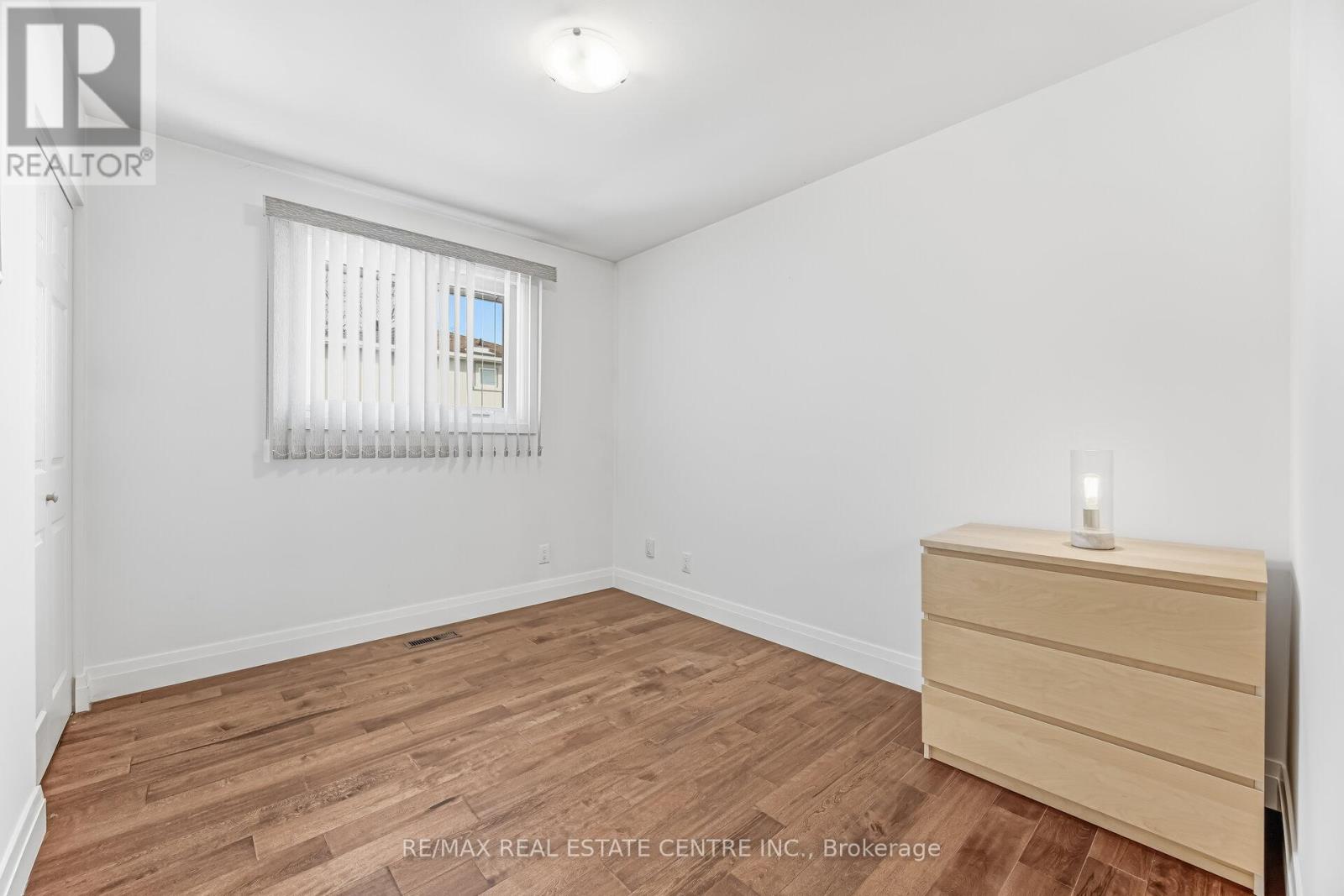 3392 Homark Drive, Mississauga, Ontario  L4Y 2K7 - Photo 22 - W12798174