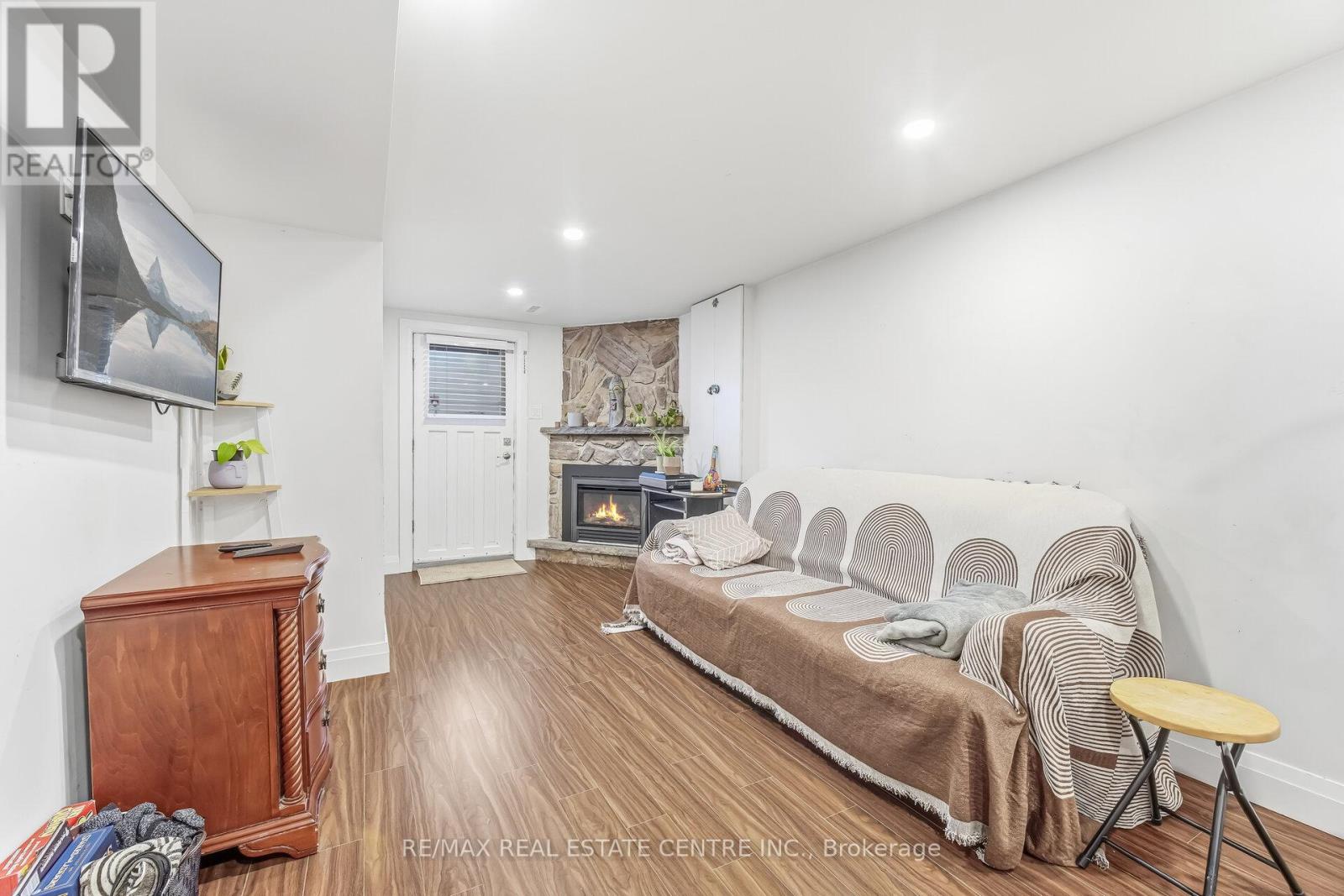 3392 Homark Drive, Mississauga, Ontario  L4Y 2K7 - Photo 26 - W12798174