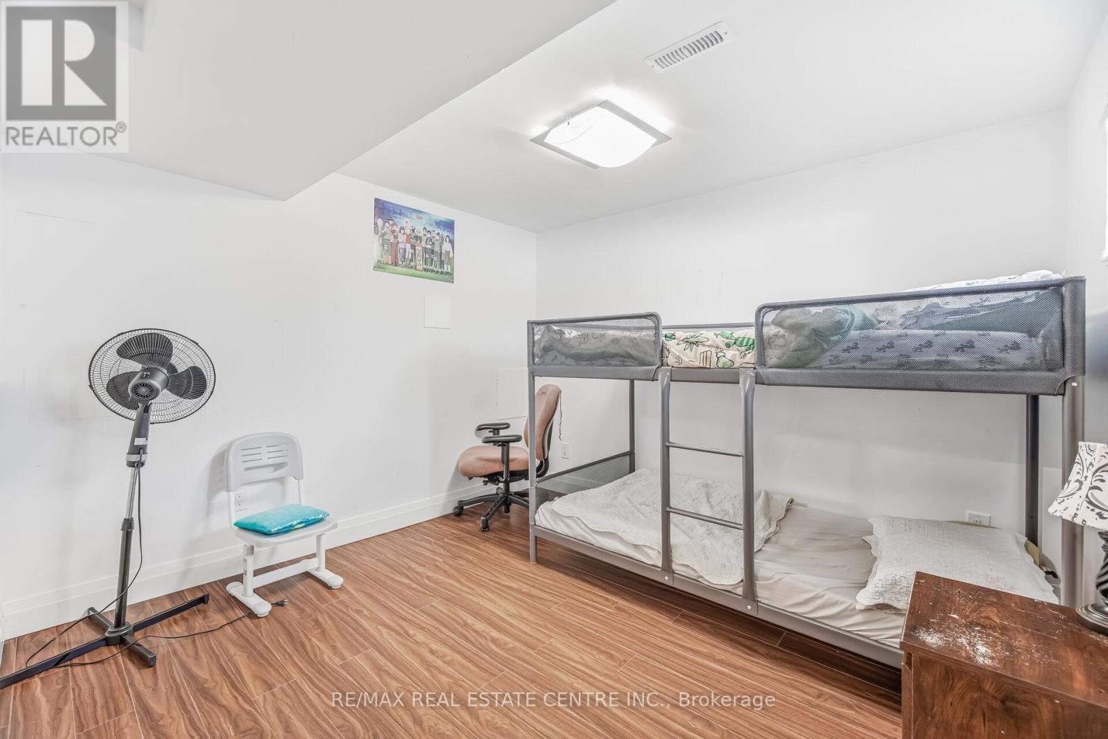 3392 Homark Drive, Mississauga, Ontario  L4Y 2K7 - Photo 28 - W12798174