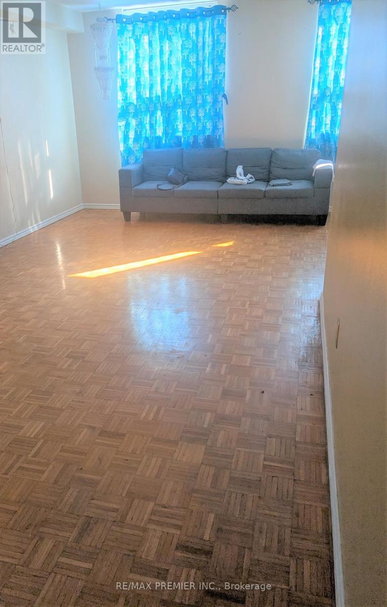 1004 - 4 Lisa Street, Brampton, Ontario  L6T 4B6 - Photo 3 - W12798198