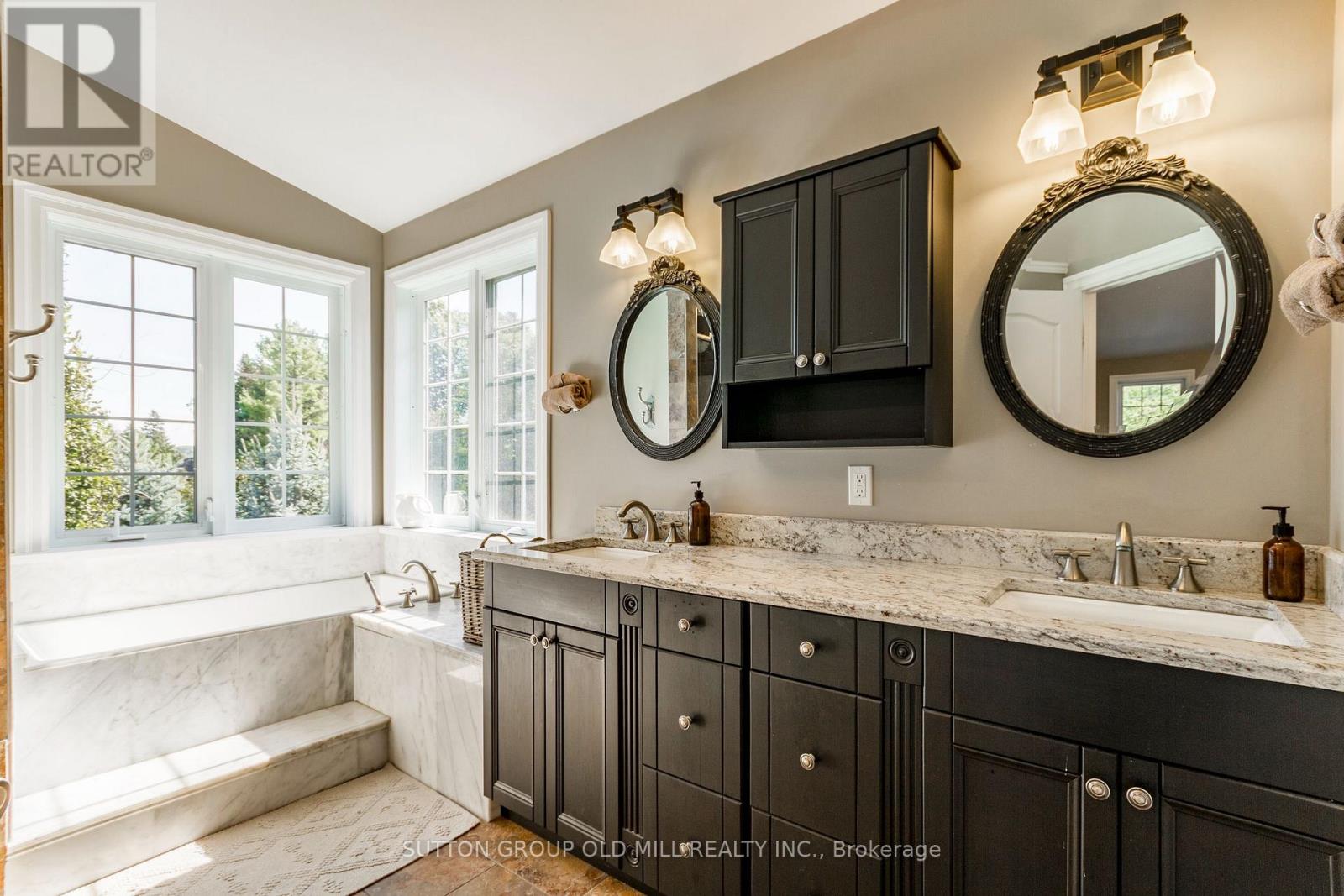 17 King Street, Caledon, Ontario  L7K 0C5 - Photo 33 - W12798240