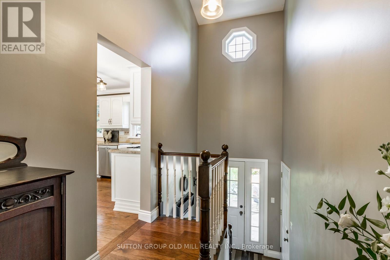 17 King Street, Caledon, Ontario  L7K 0C5 - Photo 6 - W12798240