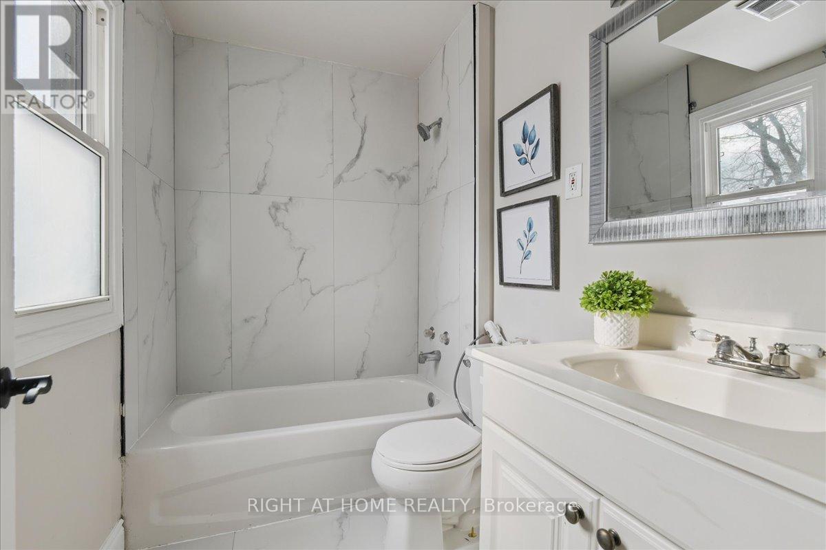 7 Eastern Avenue, Brampton, Ontario  L6W 1X5 - Photo 19 - W12798258