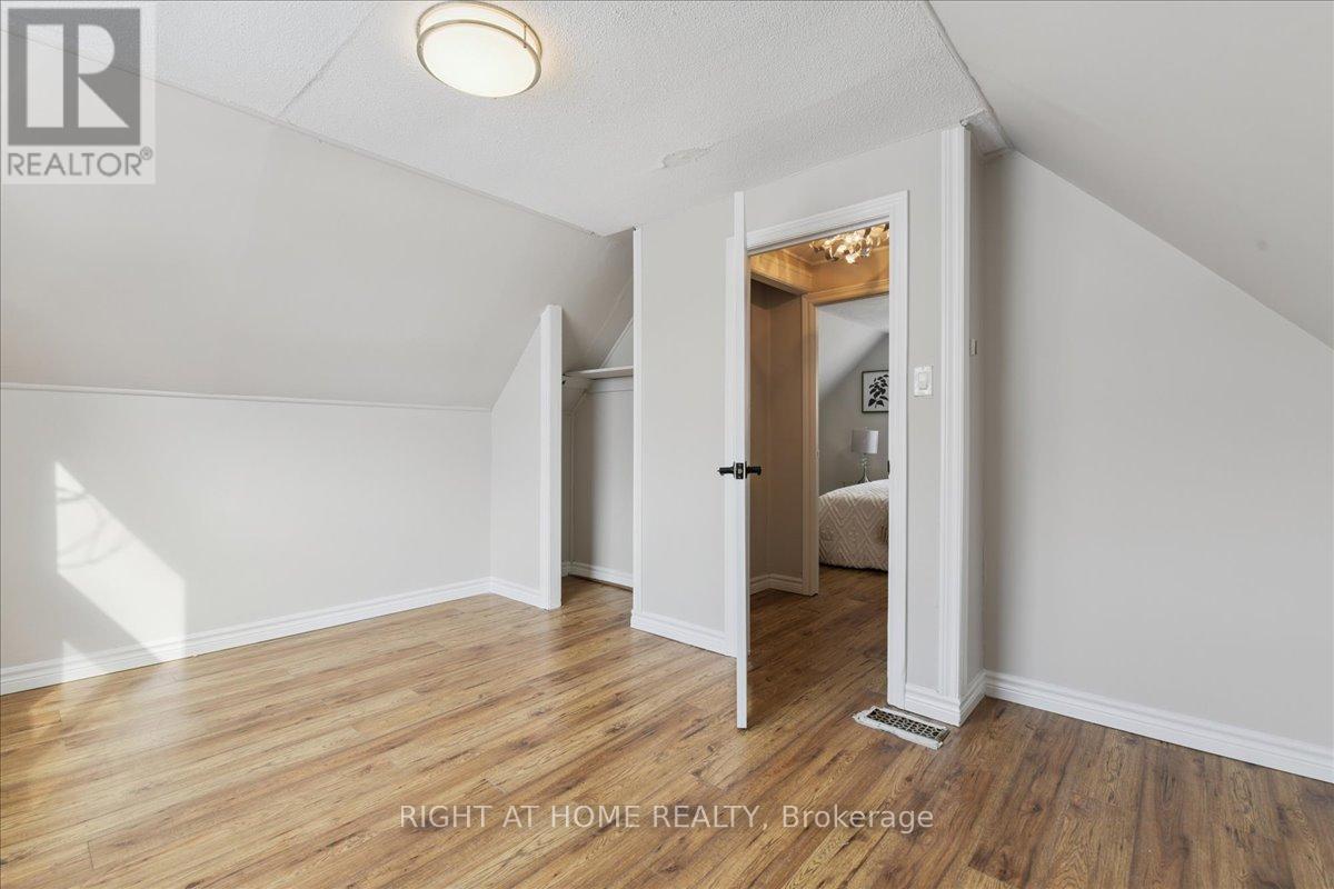 7 Eastern Avenue, Brampton, Ontario  L6W 1X5 - Photo 26 - W12798258