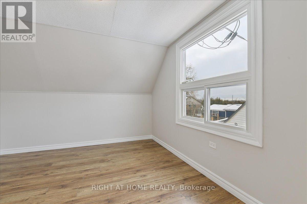 7 Eastern Avenue, Brampton, Ontario  L6W 1X5 - Photo 28 - W12798258