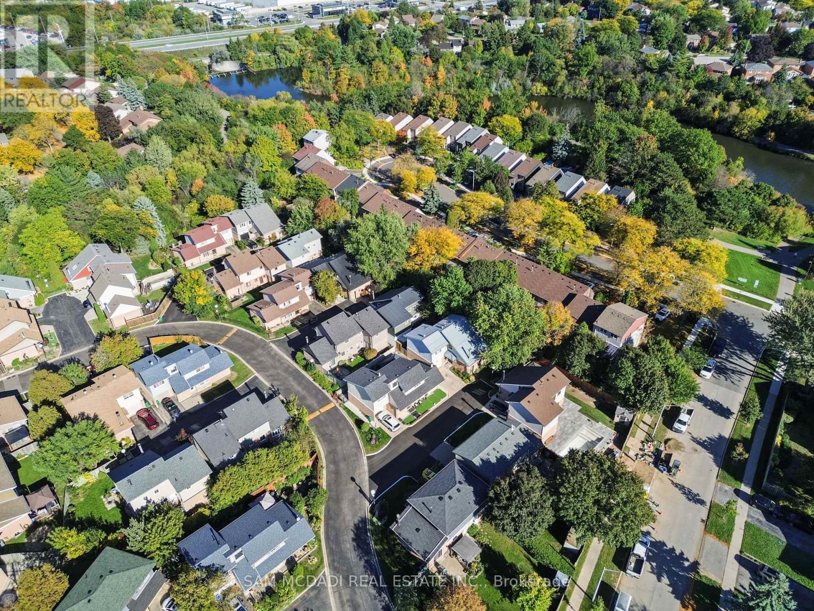 7 Pierpont Place, Mississauga, Ontario  L5N 5V1 - Photo 38 - W12798286