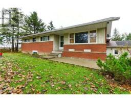 220 BURNHAMTHORPE ROAD E, Oakville, Ontario