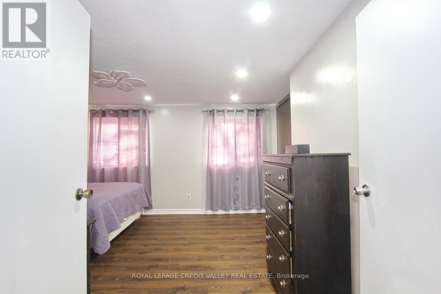 36 - 45 Hansen Road, Brampton, Ontario L6V 3C5 - Photo 19 - W12798340