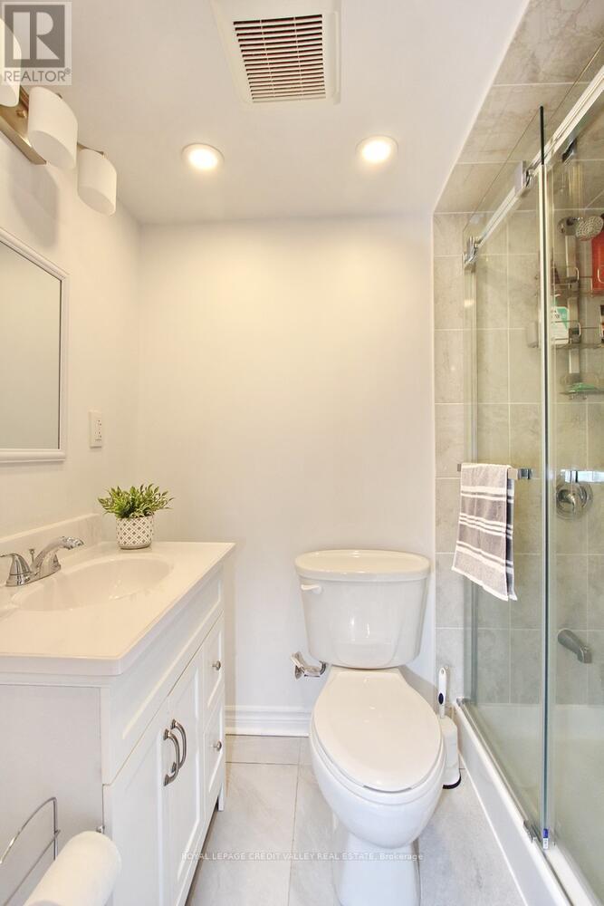 36 - 45 Hansen Road, Brampton, Ontario L6V 3C5 - Photo 31 - W12798340