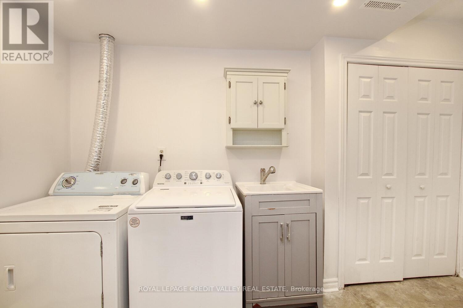 36 - 45 Hansen Road, Brampton, Ontario L6V 3C5 - Photo 34 - W12798340