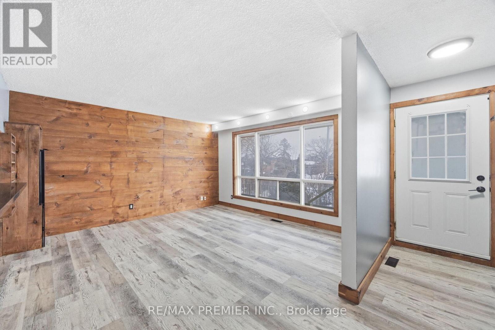 3783 Morning Star Drive, Mississauga, Ontario  L4T 1Y6 - Photo 10 - W12798352