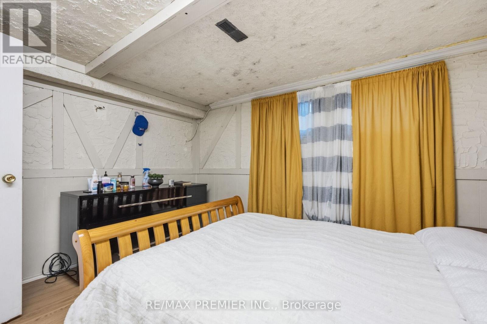 3783 Morning Star Drive, Mississauga, Ontario  L4T 1Y6 - Photo 39 - W12798352