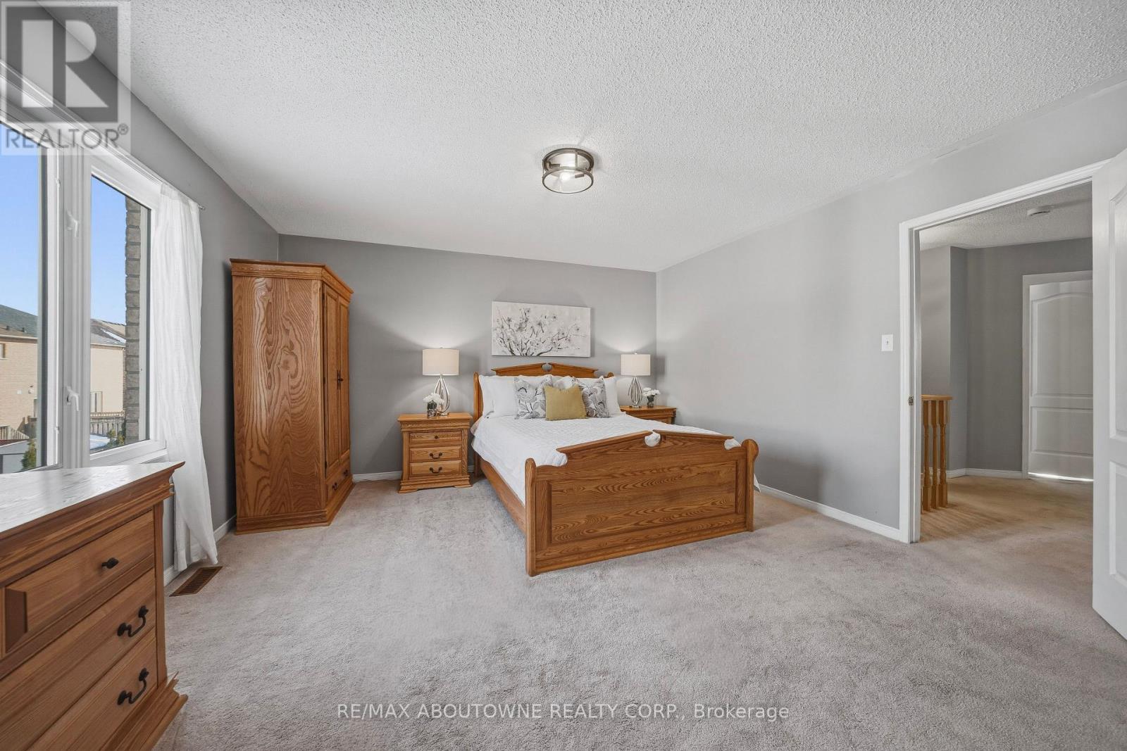 23 Arabia Gate, Brampton, Ontario  L6R 2N9 - Photo 19 - W12798394